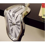 Salvador Dali Eriyen Saat Melting Clock
